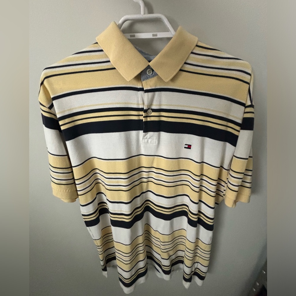 Tommy Hilfigher Polo In great condition